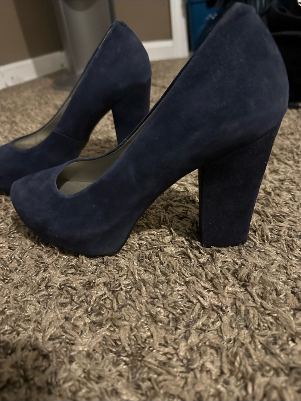 me too Navy Suede Chunky Block Heel Pumps